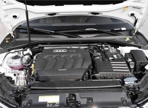 奥迪A3 2018款 30周年年型 Limousine 40 TFSI 风尚型 其他细节类   发动机舱