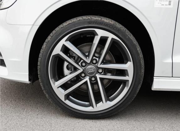 奥迪A3 2018款 30周年年型 Limousine 40 TFSI 运动型 其他细节类   前轮