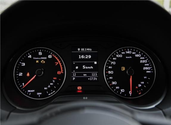 奥迪A3 2018款 30周年年型 Limousine 40 TFSI 运动型 中控类   仪表盘