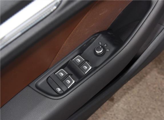 奥迪A3 2019款 Sportback 35 TFSI 风尚型 国VI 车厢座椅   门窗控制