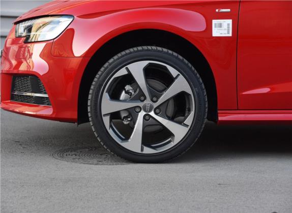奥迪A3 2019款 Sportback 35 TFSI 运动型 国VI 其他细节类   前轮
