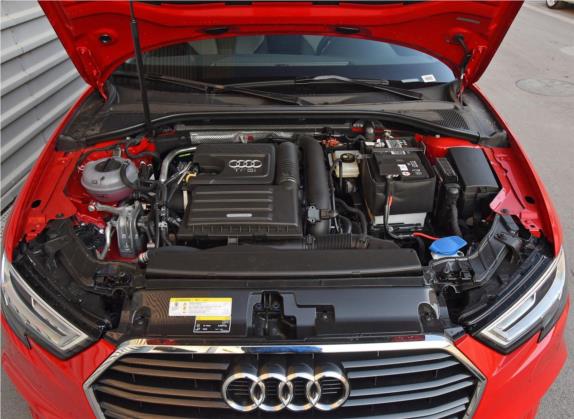 奥迪A3 2019款 Sportback 35 TFSI 运动型 国VI 其他细节类   发动机舱