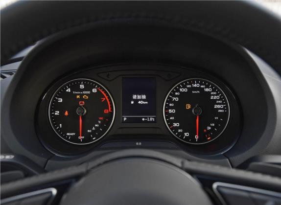 奥迪A3 2019款 Sportback 35 TFSI 运动型 国VI 中控类   仪表盘