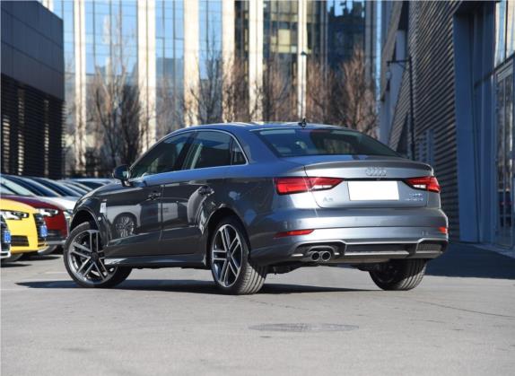 奥迪A3 2019款 Limousine 40 TFSI 运动型 国VI 外观   斜后