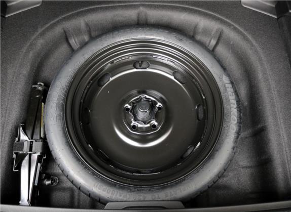 奥迪A3 2019款 Sportback 35 TFSI 风尚型 国V 其他细节类   备胎