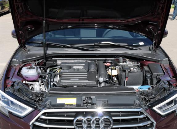 奥迪A3 2019款 Sportback 35 TFSI 风尚型 国V 其他细节类   发动机舱