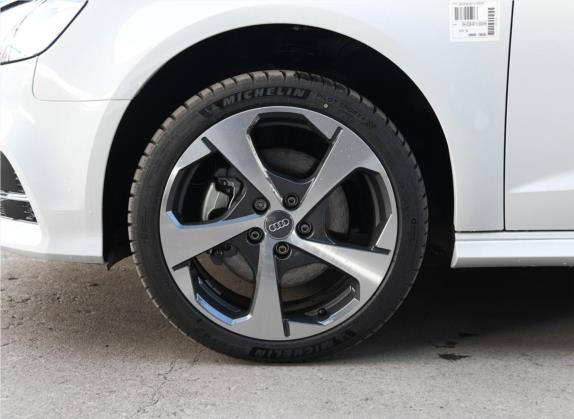 奥迪A3 2019款 Sportback 40 TFSI 运动型 国V 其他细节类   前轮