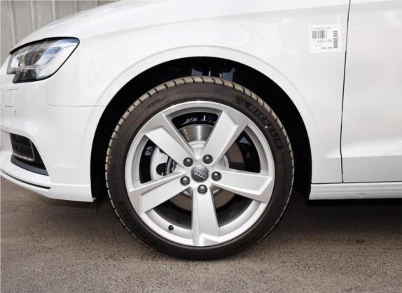 奥迪A3 2019款 Limousine 40 TFSI 风尚型 国V 其他细节类   前轮