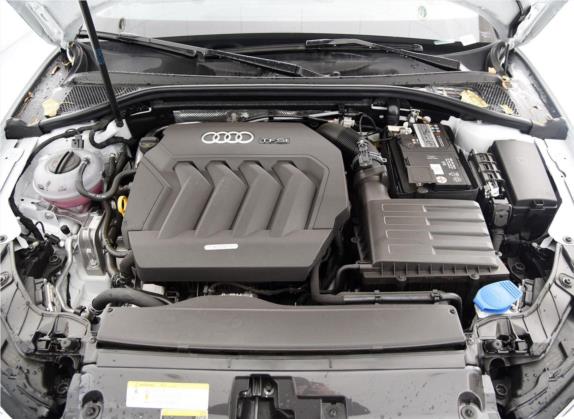 奥迪A3 2019款 Limousine 40 TFSI 运动型 国V 其他细节类   发动机舱