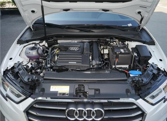 奥迪A3 2020款 Sportback 35 TFSI 进取型 国VI 其他细节类   发动机舱