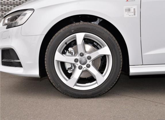 奥迪A3 2020款 Sportback 35 TFSI 时尚型 国VI 其他细节类   前轮
