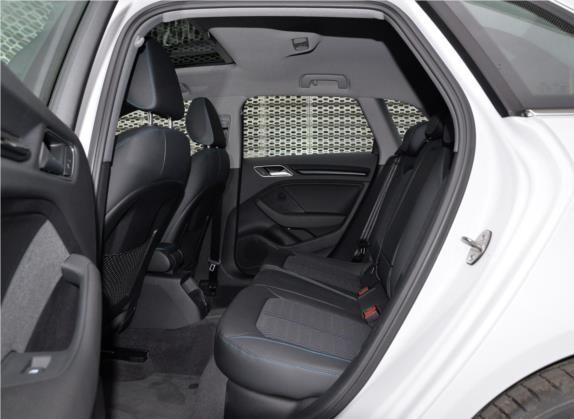 奥迪A3 2020款 Sportback 35 TFSI 时尚型 国VI 车厢座椅   后排空间