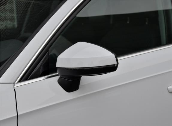 奥迪A3 2020款 Sportback 35 TFSI 时尚型 国VI 外观细节类   外后视镜