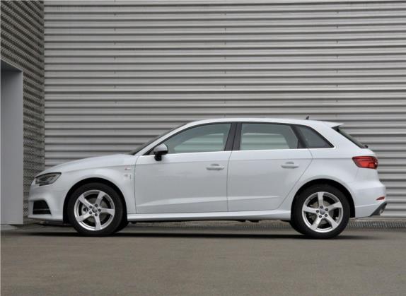 奥迪A3 2020款 Sportback 35 TFSI 时尚型 国VI 外观   正侧