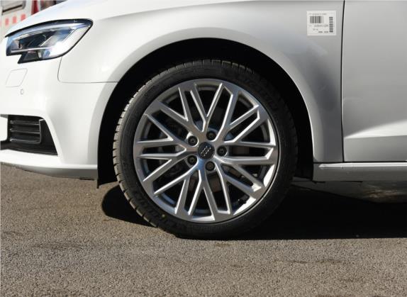 奥迪A3 2020款 Sportback 40 TFSI 风尚型 国VI 其他细节类   前轮