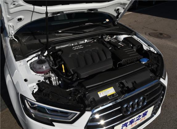 奥迪A3 2020款 Sportback 40 TFSI 风尚型 国VI 其他细节类   发动机舱