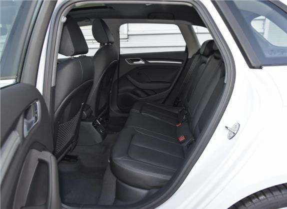 奥迪A3 2020款 Sportback 40 TFSI 风尚型 国VI 车厢座椅   后排空间