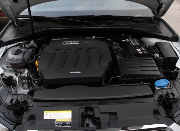 奥迪A3 2020款 Limousine 40 TFSI 风尚型 国VI 其他细节类   发动机舱