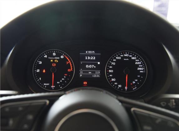 奥迪A3 2020款 改款 Sportback 35 TFSI 进取型 国VI 中控类   仪表盘