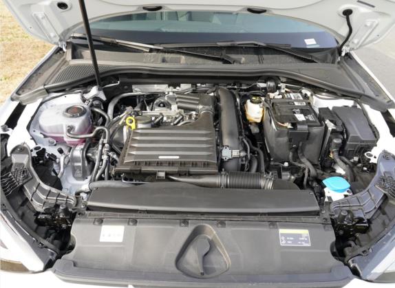奥迪A3 2021款 Sportback 35 TFSI 时尚运动型 其他细节类   发动机舱