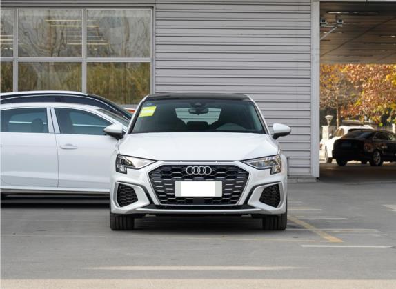 奥迪A3 2021款 Sportback 35 TFSI 时尚运动型 外观   正前