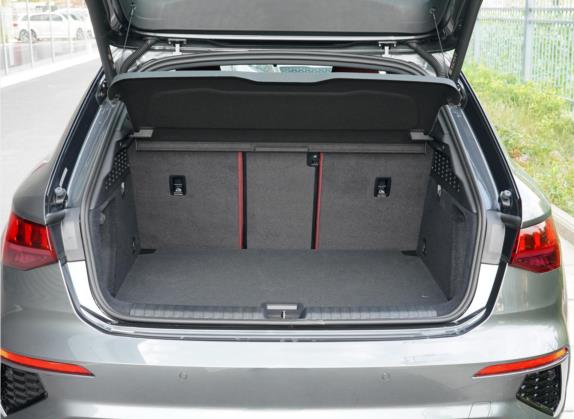 奥迪A3 2021款 Sportback 35 TFSI 进享人生版 车厢座椅   后备厢