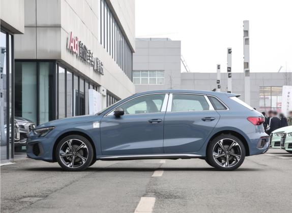 奥迪A3 2022款 Sportback 35 TFSI RS套件燃速型 外观   正侧
