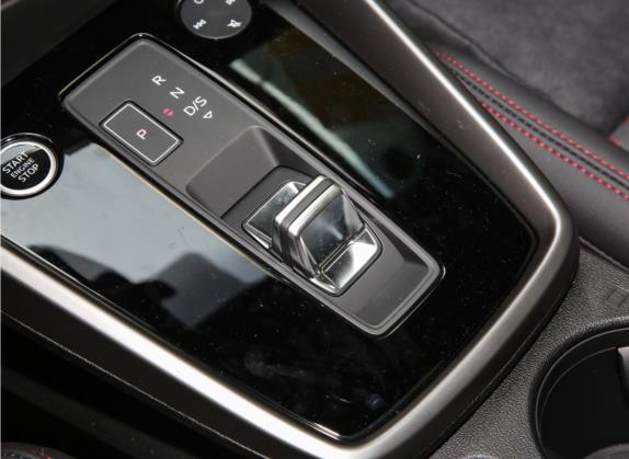 奥迪A3 2022款 Sportback 35 TFSI RS套件燃速型 中控类   挡把