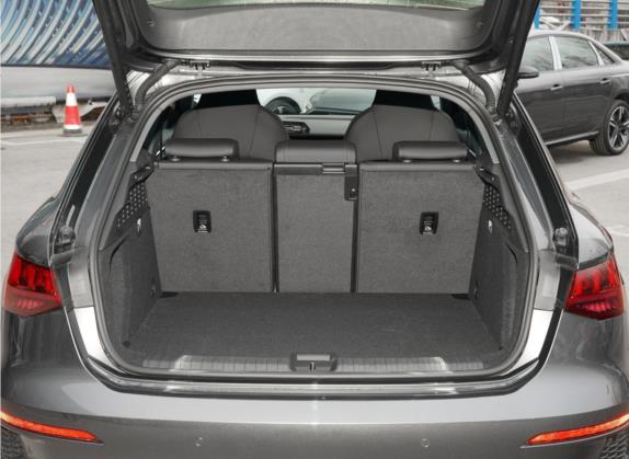 奥迪A3 2022款 Sportback 35 TFSI 时尚致雅型 车厢座椅   后备厢