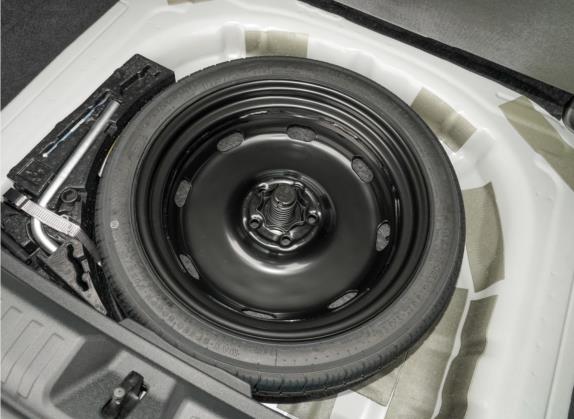 奥迪A3 2022款 Sportback 35 TFSI 豪华运动型 其他细节类   备胎