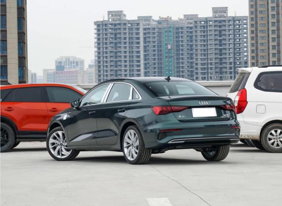 奥迪A3 2022款 A3L Limousine 35 TFSI 时尚致雅型 外观   斜后