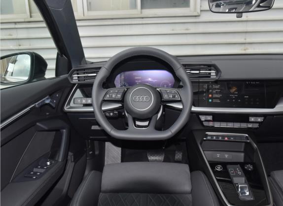 奥迪A3 2022款 A3L Limousine 35 TFSI 豪华运动型 中控类   驾驶位