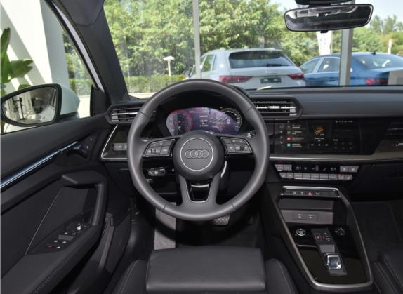 奥迪A3 2022款 Sportback 35 TFSI 豪华致雅型 中控类   驾驶位