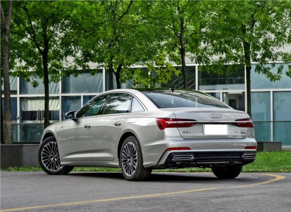 奥迪A6L新能源 2020款 55 TFSI e quattro 外观   斜后