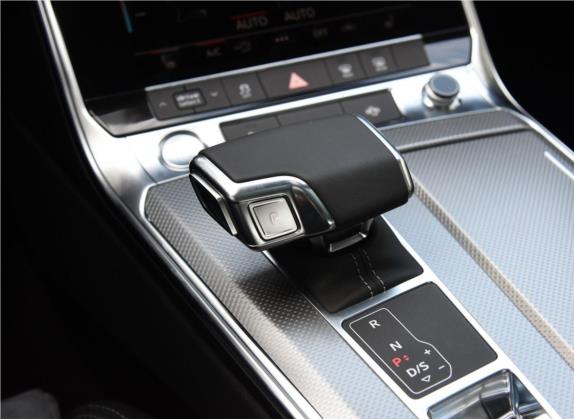 奥迪A6L新能源 2020款 55 TFSI e quattro 中控类   挡把