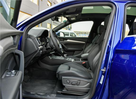 奥迪Q5L 2018款 45 TFSI 尊享豪华运动型 国V 车厢座椅   前排空间