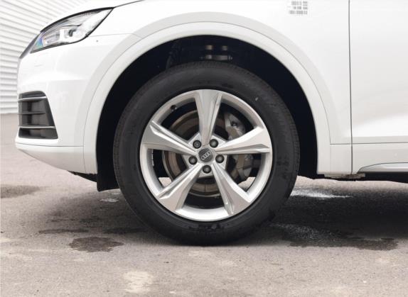 奥迪Q5L 2018款 40 TFSI 荣享进取型 国VI 其他细节类   前轮