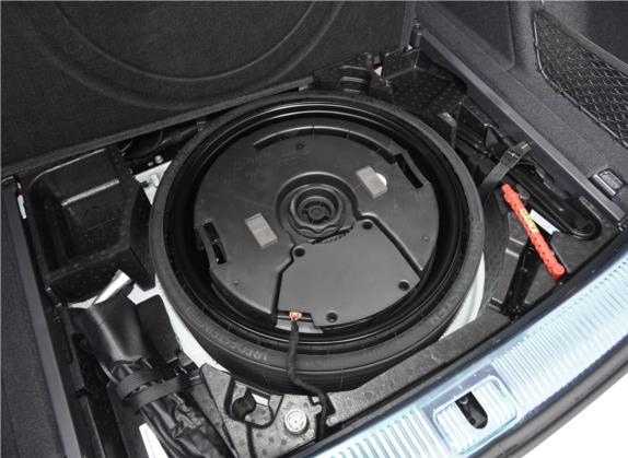 奥迪Q5L 2018款 40 TFSI 荣享进取型 国VI 其他细节类   备胎