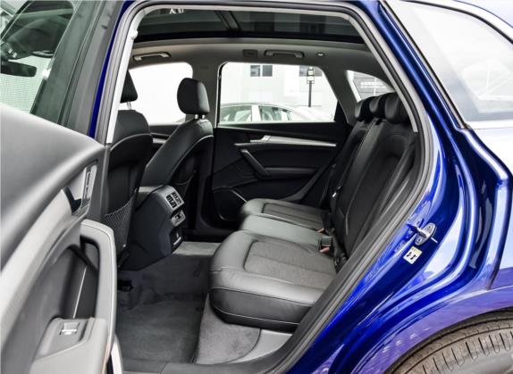 奥迪Q5L 2018款 45 TFSI 尊享时尚型 国VI 车厢座椅   后排空间