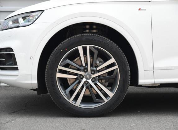奥迪Q5L 2018款 45 TFSI 尊享豪华运动型 国VI 其他细节类   前轮
