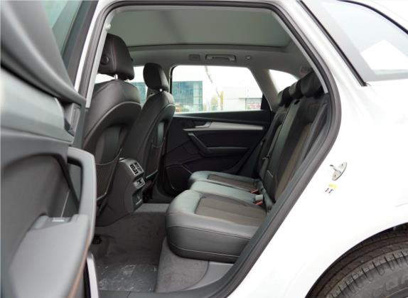 奥迪Q5L 2020款 40 TFSI 荣享进取型 车厢座椅   后排空间