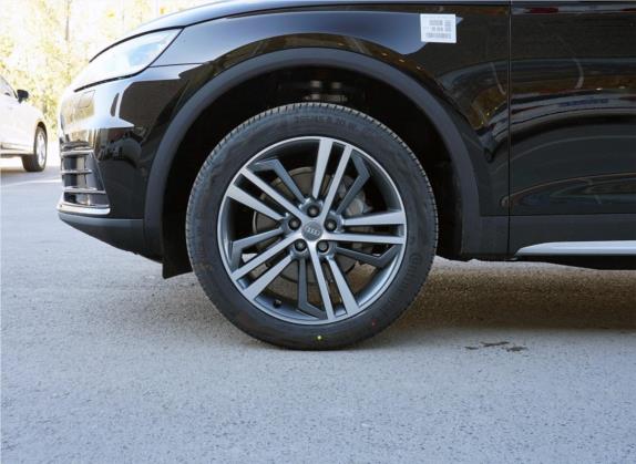 奥迪Q5L 2020款 45 TFSI 尊享风雅型 其他细节类   前轮