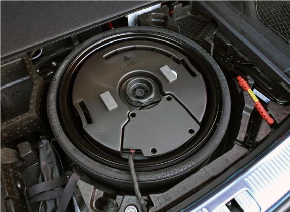 奥迪Q5L 2020款 45 TFSI 尊享风雅型 其他细节类   备胎