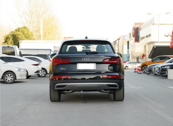 奥迪Q5L 2020款 45 TFSI 尊享风雅型 外观   正后
