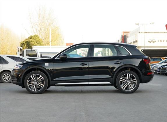 奥迪Q5L 2020款 45 TFSI 尊享风雅型 外观   正侧