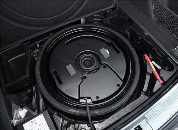 奥迪Q5L 2020款 45 TFSI 尊享豪华运动型 其他细节类   备胎