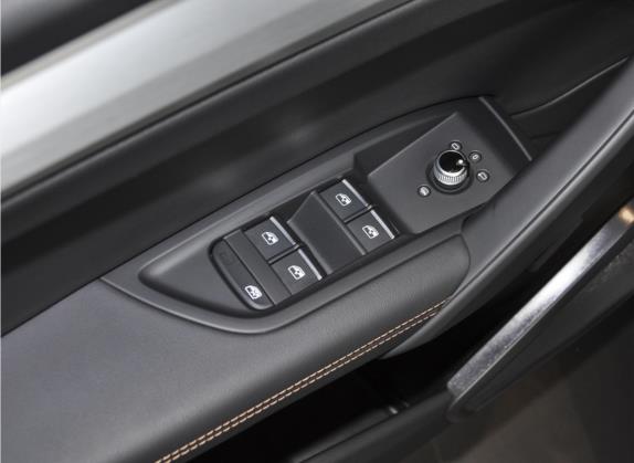 奥迪Q5L 2020款 改款 40 TFSI 荣享进取型 车厢座椅   门窗控制