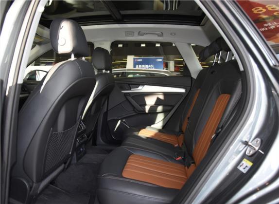 奥迪Q5L 2020款 改款 40 TFSI 荣享时尚型 车厢座椅   后排空间