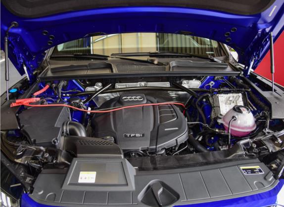 奥迪Q5L 2021款 45 TFSI 臻选动感型 其他细节类   发动机舱