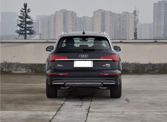 奥迪Q5L 2022款 40T 时尚致雅型 外观   正后